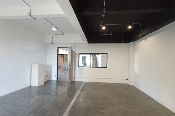 Chumphol-Nawamin39-Pic14