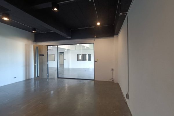 Chumphol-Nawamin39-Pic18