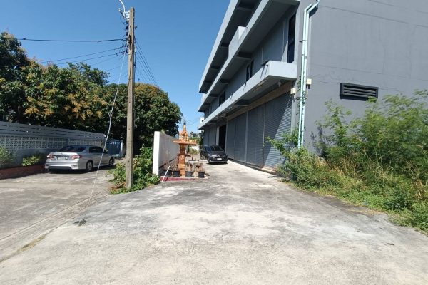 Chumphol-Nawamin39-Pic24