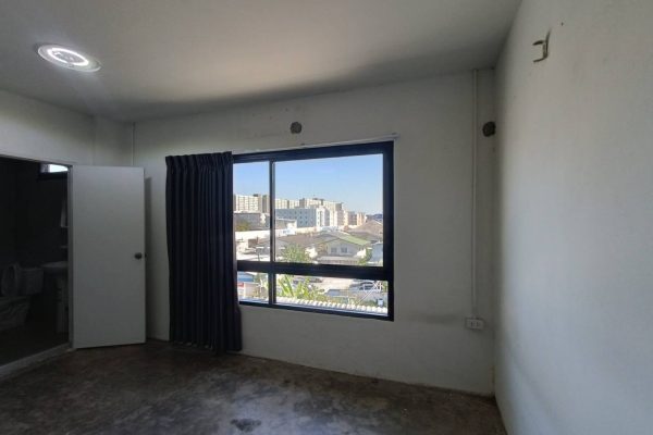 Chumphol-Nawamin39-Pic5